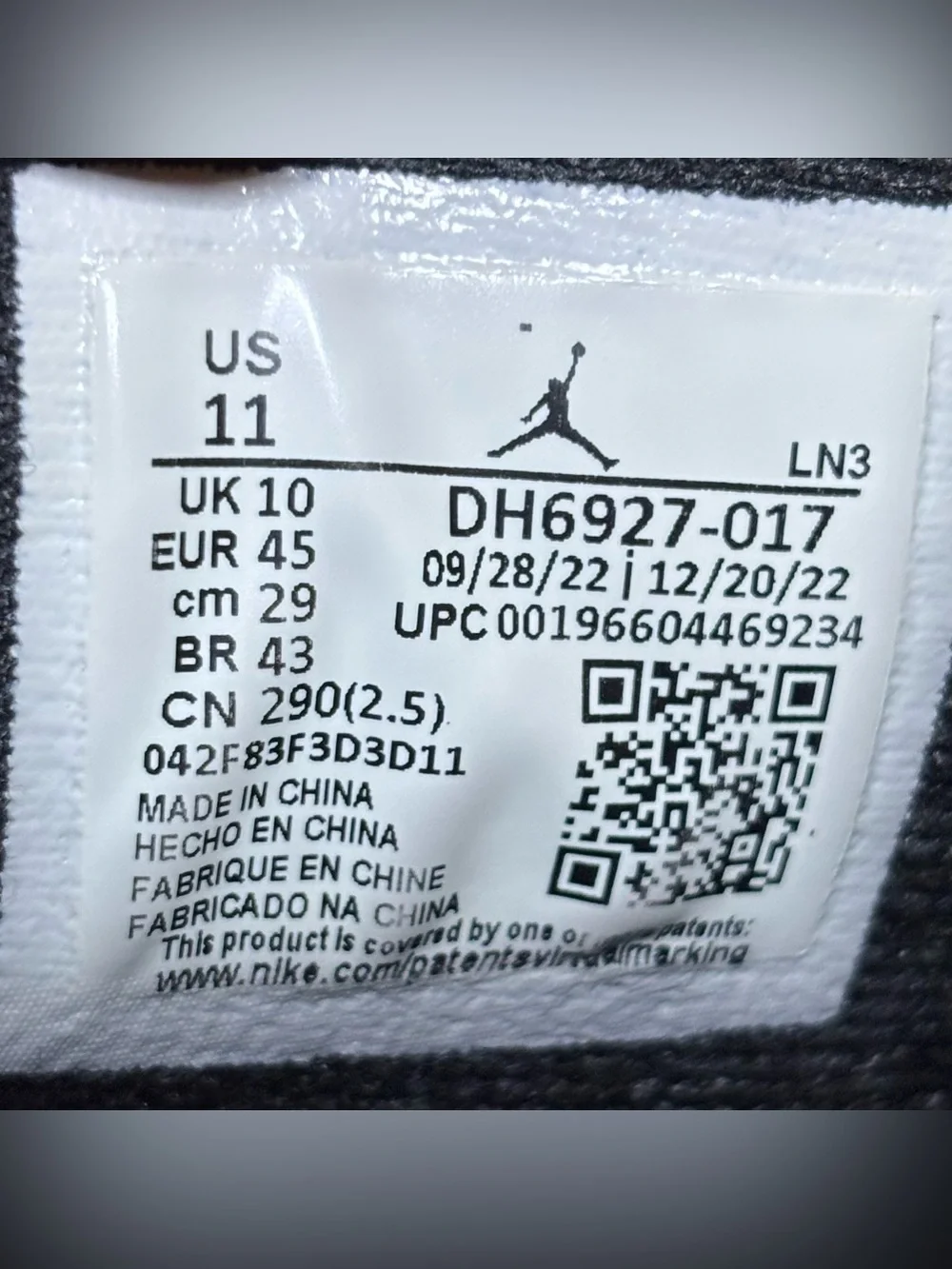 Jordan 4 Retro Thunder 2023 Size 11